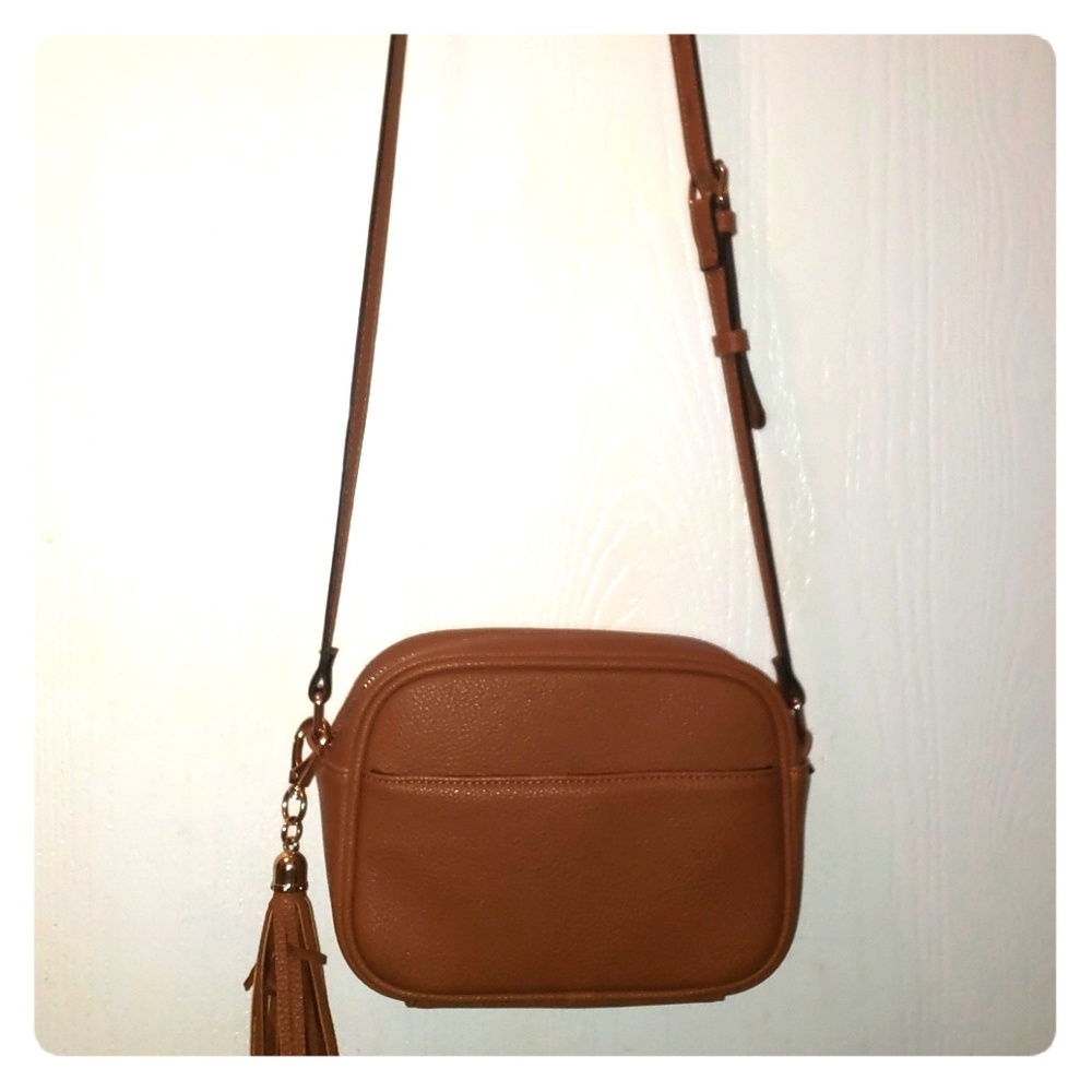 Crossbody camera box purse